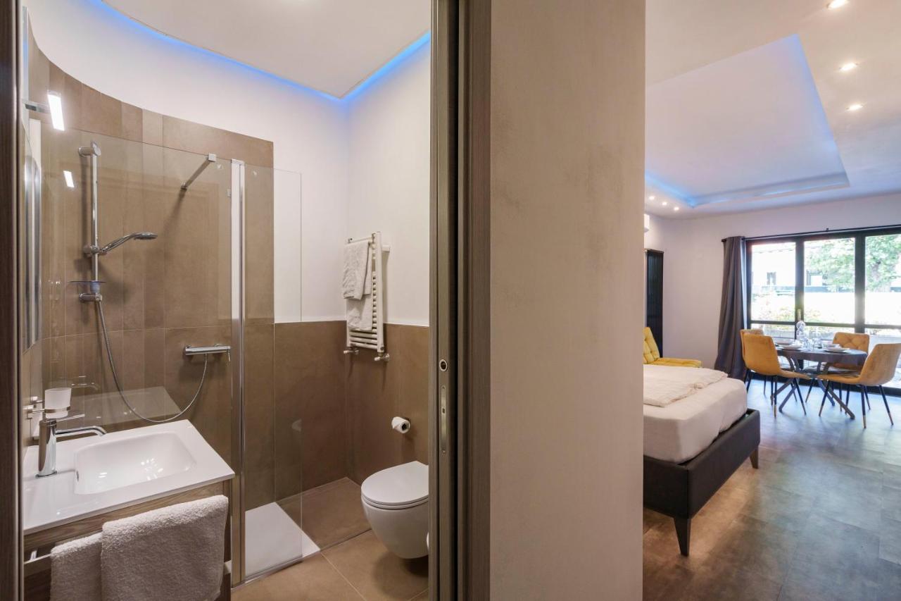 Lake Apartment Primea Сирмионе Екстериор снимка